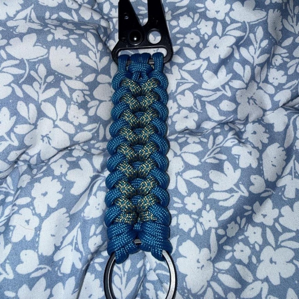 Blue and green paracord keychain